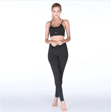 Sexy Sports Yoga Set - Quick-Dry Fitness Outfit (2 Pieces)