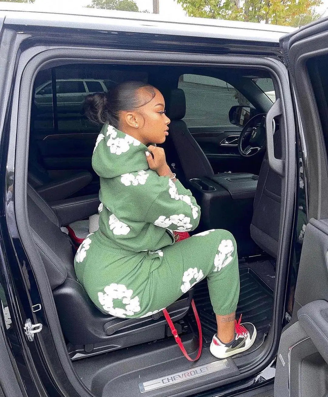 XS0021 2023 Fall Winter Floral Sweatshirt Set