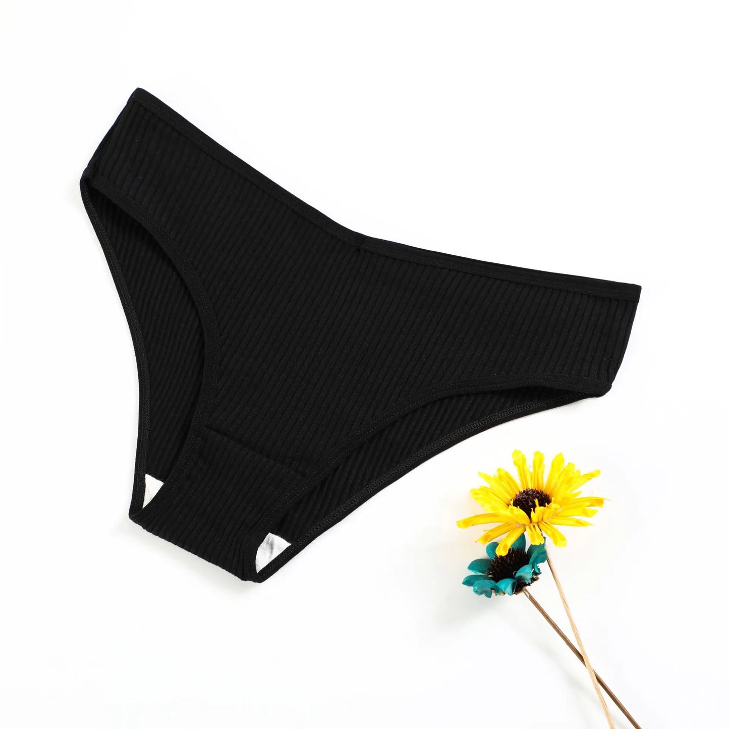 New V-Shaped Women's Cotton Low-Rise Breathable Briefs